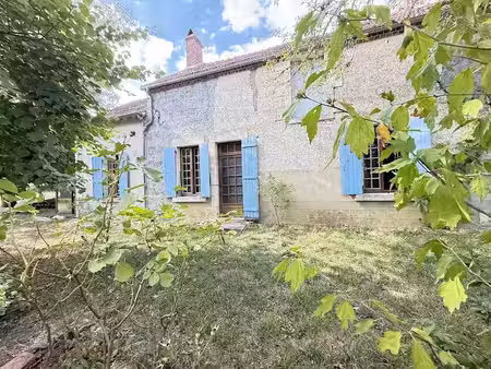 vente maison 6 pièces 100 m² à feux (18300)  75 000 €