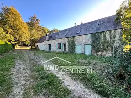 vente maison 5 pièces 116 m² à carrouges (61320)  81 000 €