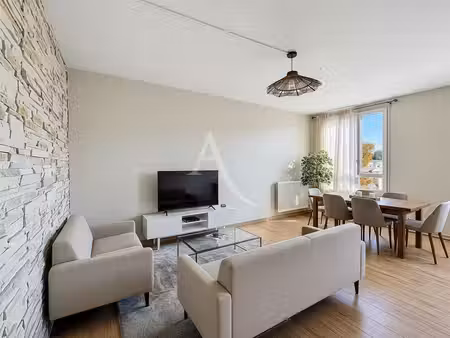 appartement meaux - 2 chambres - 1 balcon - 1 place de parking - proche gare de meaux