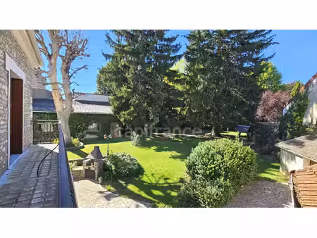 a vendre maison en pierre 8 pièces etampes (91)