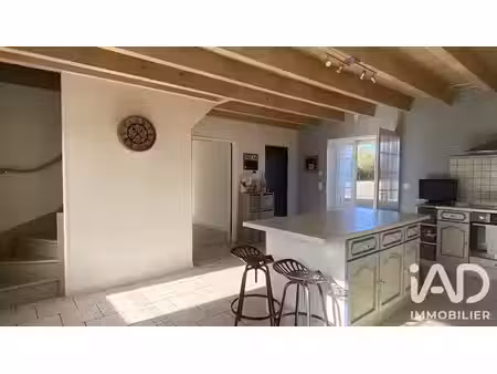 vente maison 6 pièces 235 m² à saint-germain-de-marencennes (17700)  433 000 €