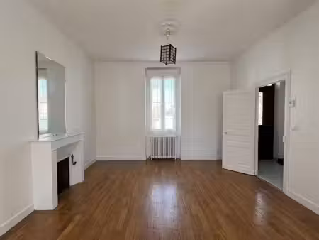 maison de ville à louer