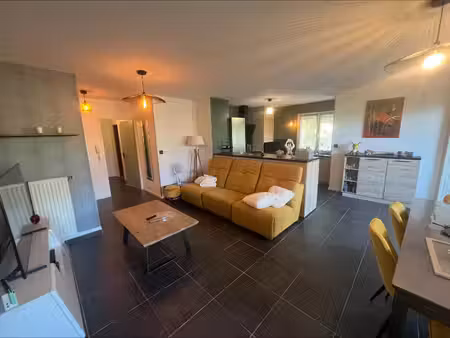 location appartement 4 pièces 91 m² à la motte-servolex (73290)