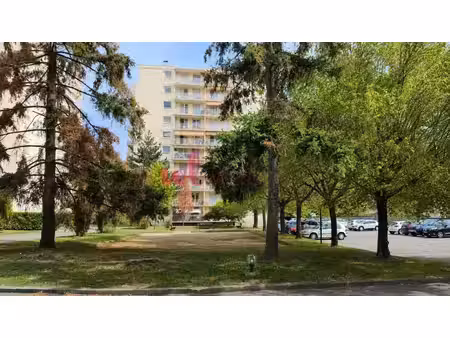 oullins  appartement familial 3 chambres  2 balcons