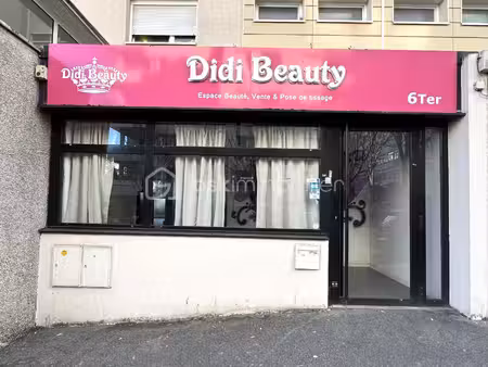 local d'activités de 135 m² à bagneux