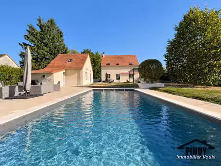 maison familiale de 2009  4 chambres  piscine chauffée et j