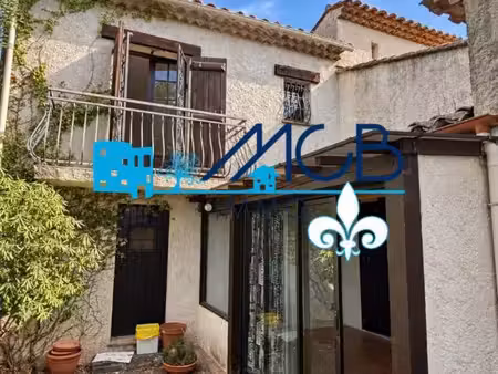 villa à rénover sur terrain de 2360m2