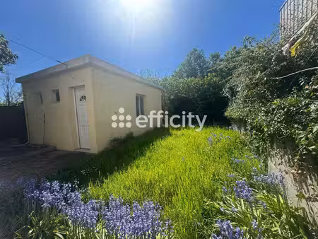 immeuble 6 pièces - 135 m²