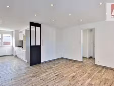 location appartement 3 pièces à saint-gilles-croix-de-vie croix de vie (85800) : à louer 3