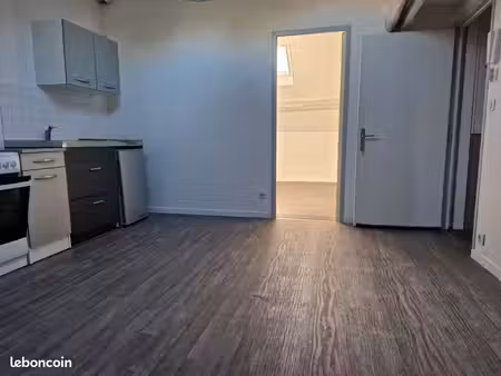 appartement 2 pièces libre