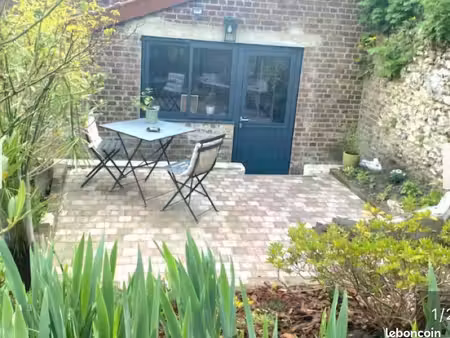 petite gîte t2 meublé avec terrasse beauvais