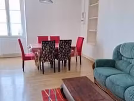 appartement t2 rez de chaussée vue sur loire