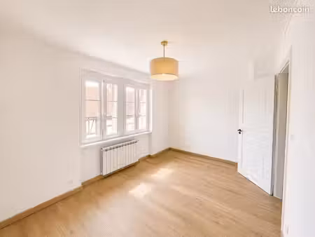 f2 de 55 m² avec balcon