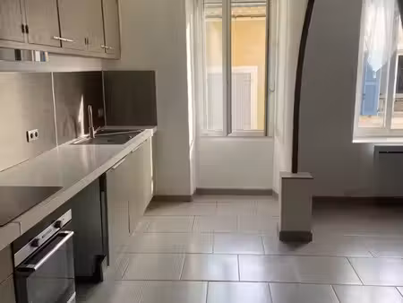 location appartement t3 jouques