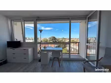 t1 bis avec grand balcon à louer mérignac st augustin