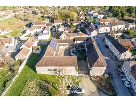 maison de luxe à vendre à achères-la-forêt