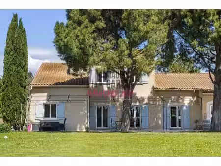 maison de luxe à vendre dans le quartier ouest