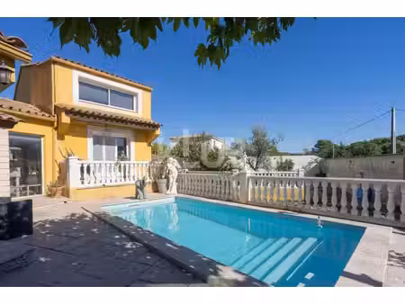 maison de luxe à vendre à ventabren