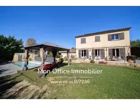 maison de luxe à vendre dans le quartier nord et ouest