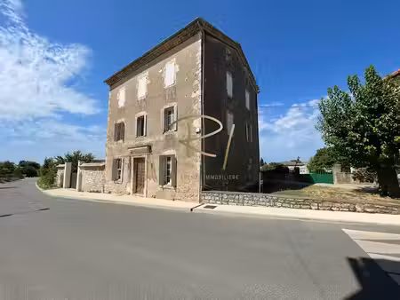 vente maison 8 pièces 152 m² à orgnac-l'aven (07150)  212 000 €