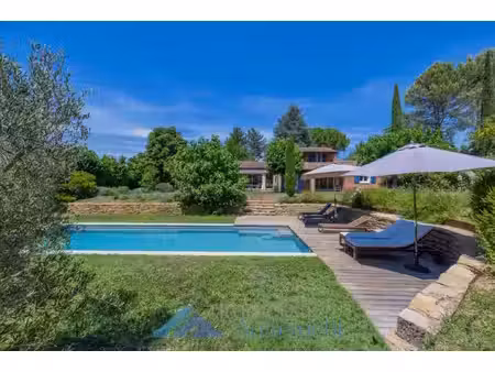villa de luxe à vendre à le tholonet