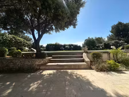 maison de luxe à vendre dans le quartier grand sud- aix la duranne