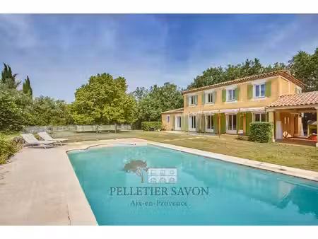 maison de luxe à vendre à le puy-sainte-réparade