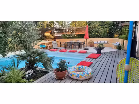 maison de luxe à vendre dans le quartier centre ancien-cros-lotins