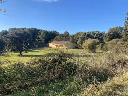 villa de luxe à vendre à ventabren