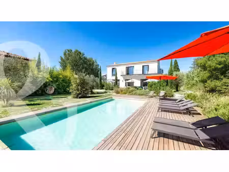 maison de luxe à vendre à paradou