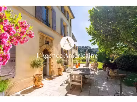 bastide à vendre dans le quartier mazenod-bellevue-saint donat-banon