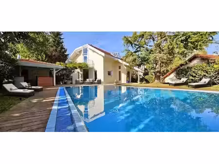 vente villa 6 pièces 218.73 m² à saint-julien-en-genevois (74160)  1 140 000 €