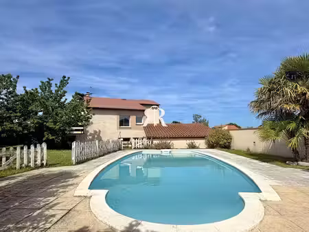 vente maison 7 pièces 177 m² à pont-du-château (63430)  349 000 €