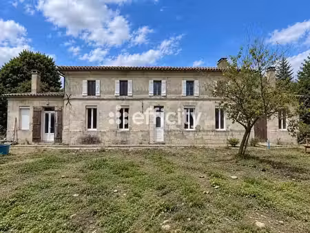 vente maison 5 pièces 162 m² à saint-ciers-d'abzac (33910)  160 000 €