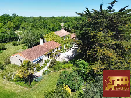 maison de luxe à vendre dans le quartier est