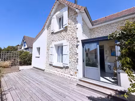 maison de luxe à vendre à merville-franceville-plage
