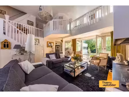 maison de luxe à vendre dans le quartier sainte-thérèse beauséjour