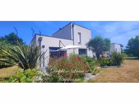maison de luxe à vendre à petiville