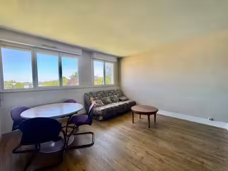 appartement à vendre 3 pièces (49)