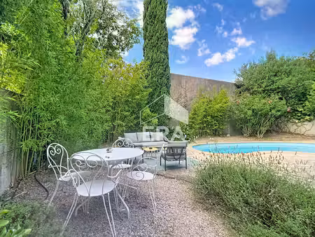 a vendre marseille 13009 appartement 5pièces 179 m2 - jardin  piscine+cave +garage-quartie