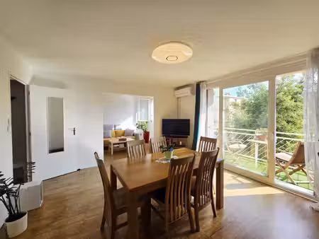 vedène centre: appartement t3 - résidence sécurisée - garage