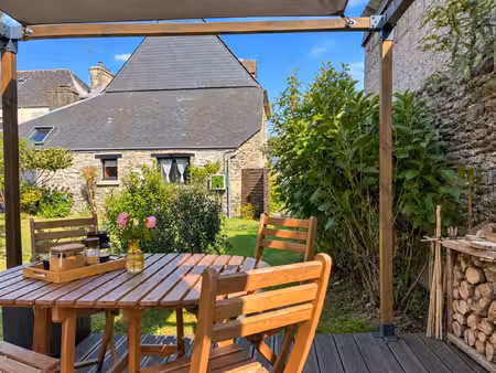 maison avec 4 chambres et jardin à plévin