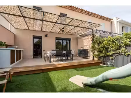 villa 4 pièces avec jardin le puy-sainte-réparade