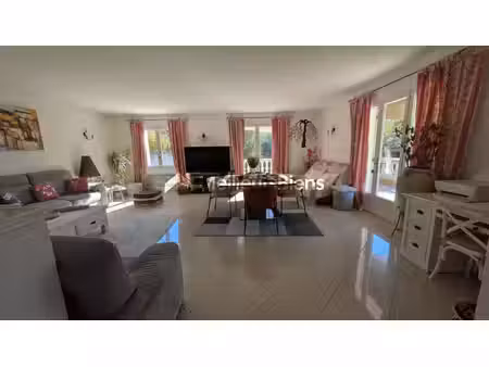maison 210 m² 6 pièces 3 chambres terrain 1700 m²