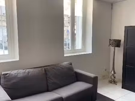 appartement studio bordeaux - 25 m2 - 570 euros ttc