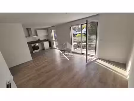 appartement ozouer-le-voulgis 3 pièce(s)