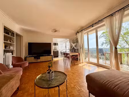 appartement avec balcon  parking à saint germain en laye 3 pièce(s) 87.34 m2