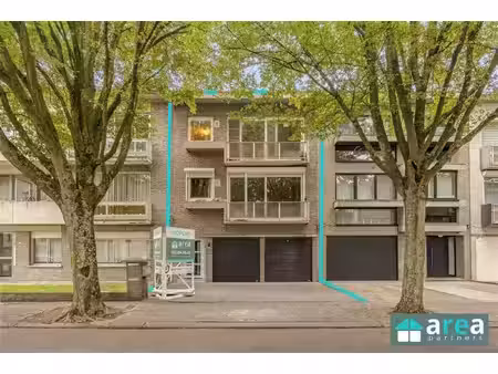 commercieel te koop in mortsel met 5 slaapkamers