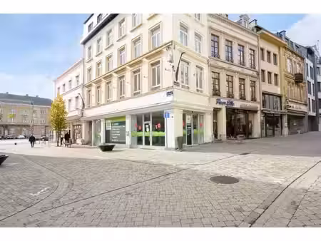 très belle surface commerciale au coeur du centre ville