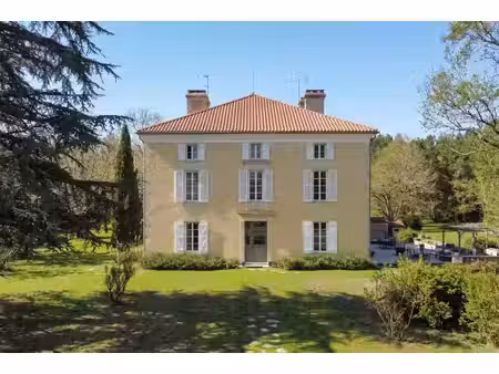 vente propriété 12 pièces 729 m² à mont-de-marsan (40000)  980 000 €